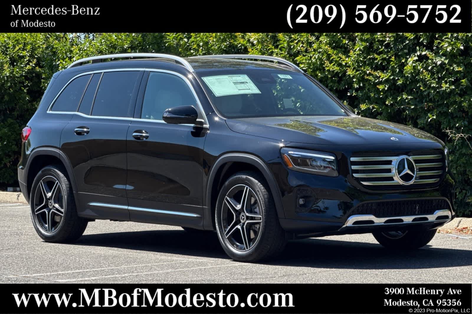 New 2026 Mercedes-Benz GLB 250 image 1