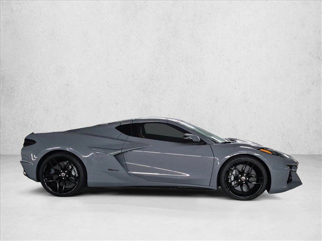 Used 2025 Chevrolet Corvette E-Ray w/ ZER Performance Package AWD/4WD image 4
