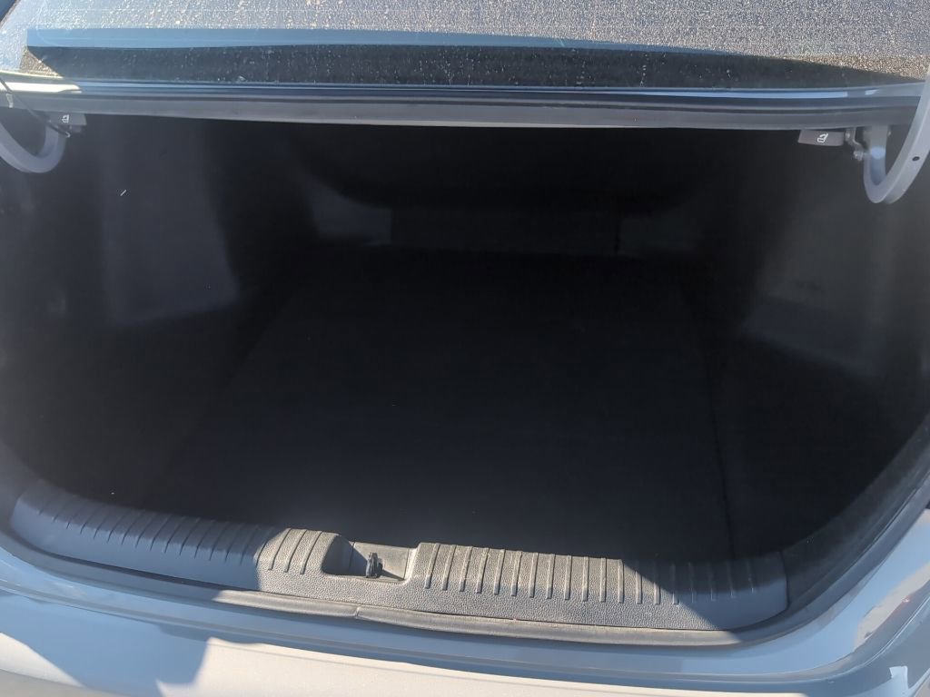 Used 2023 Honda Accord Sport image 11