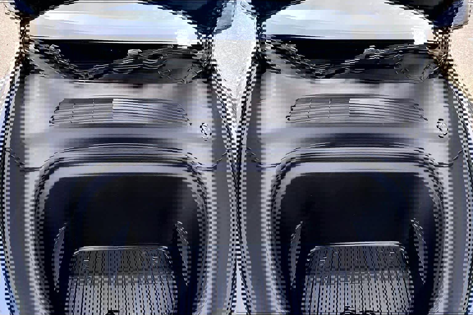 Used 2020 Tesla Model Y Long Range image 31