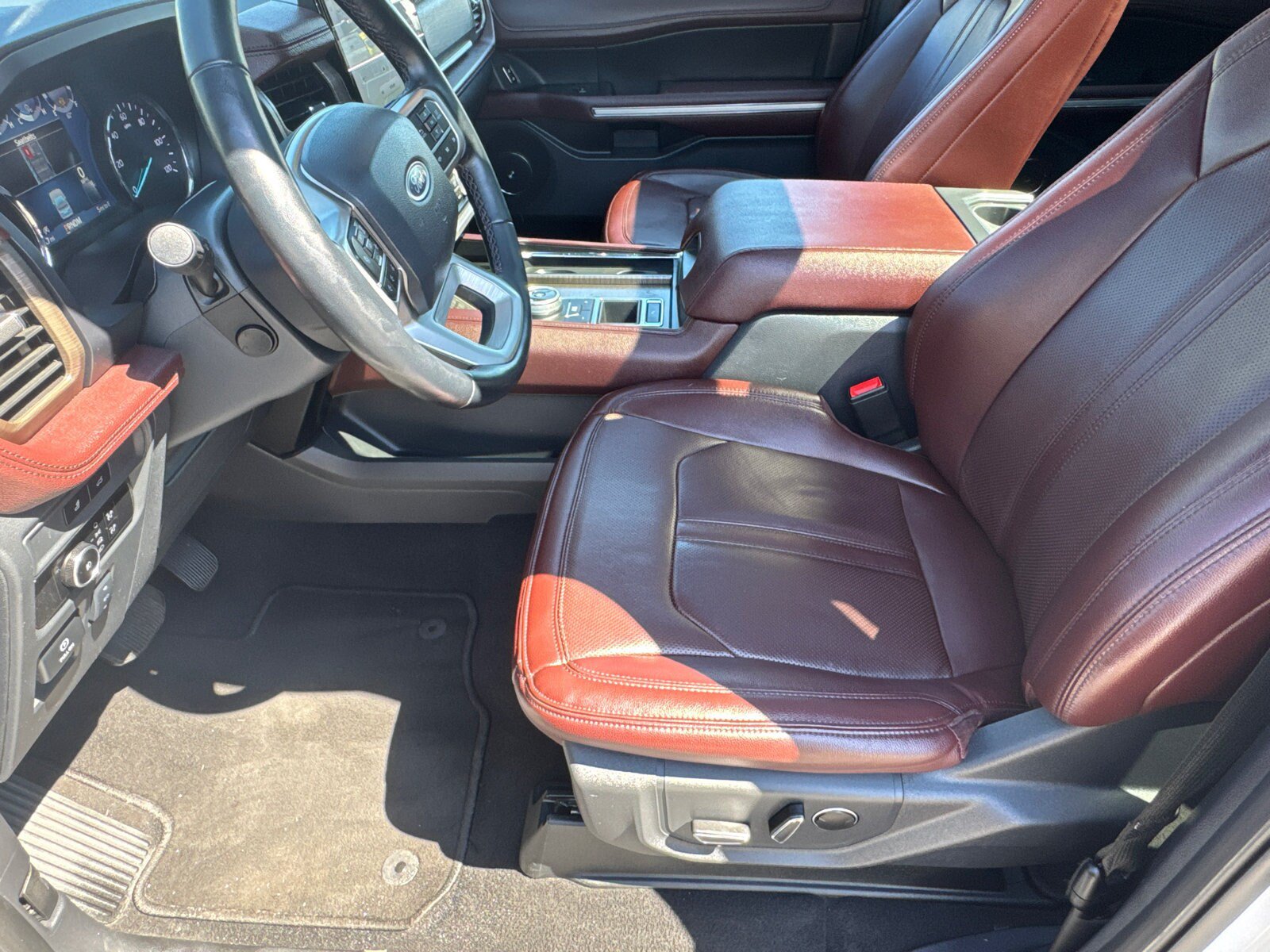 Used 2024 Ford Expedition Max Limited RWD image 9