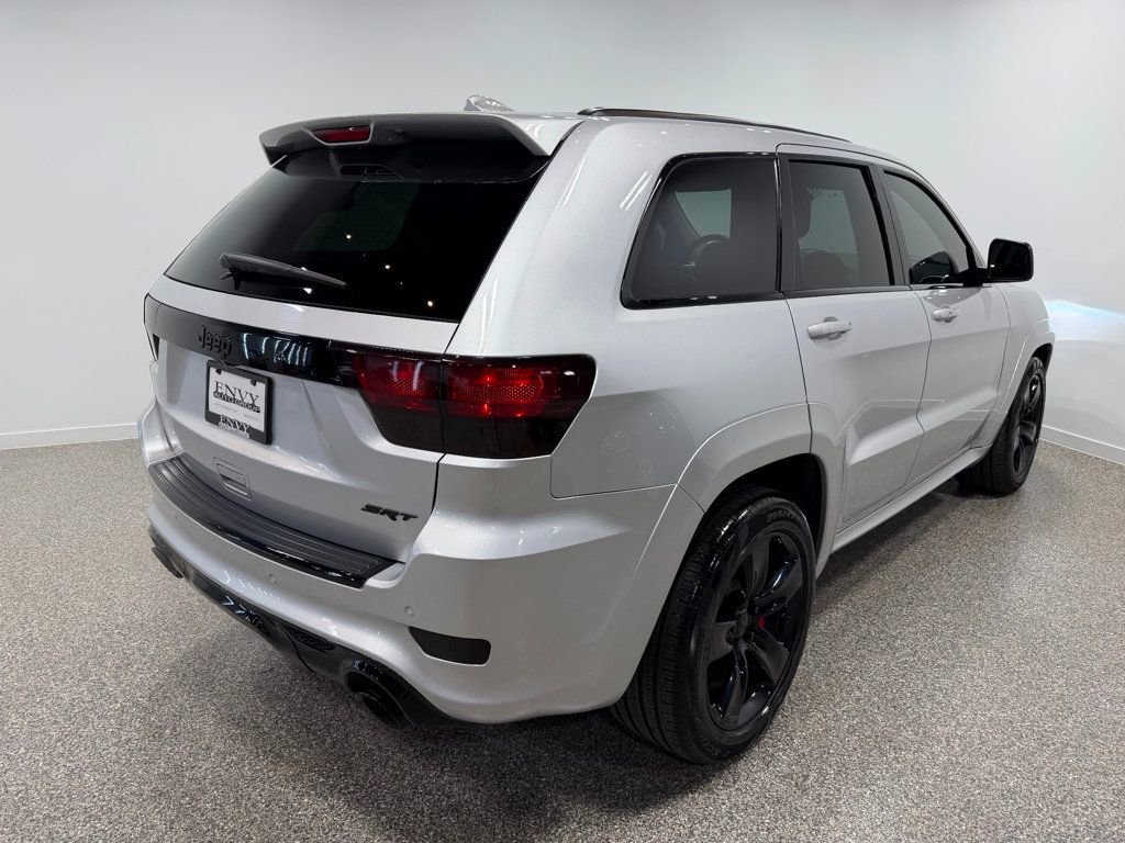 Used 2012 Jeep Grand Cherokee SRT8 w/ Luxury Group II image 17