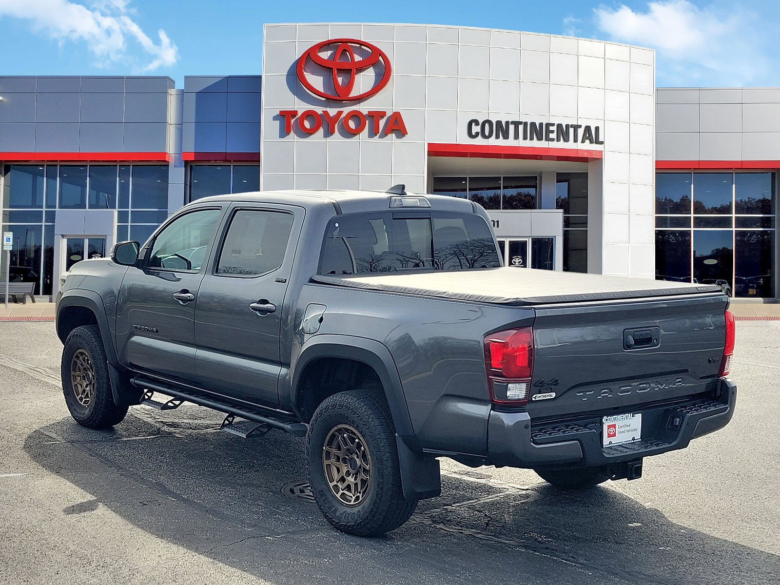 Certified 2023 Toyota Tacoma 4x4 Double Cab w/ Trail Edition image 4