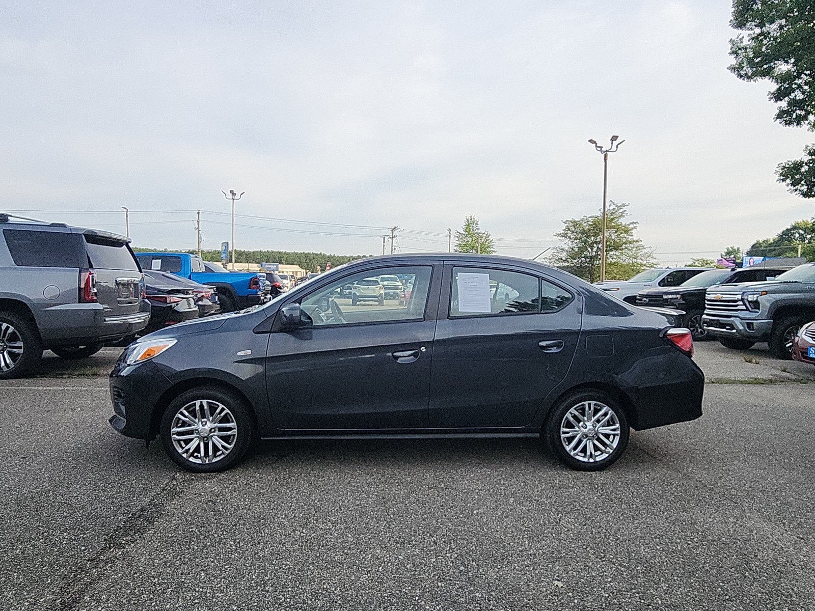 Used 2024 Mitsubishi Mirage G4 LE FWD image 2