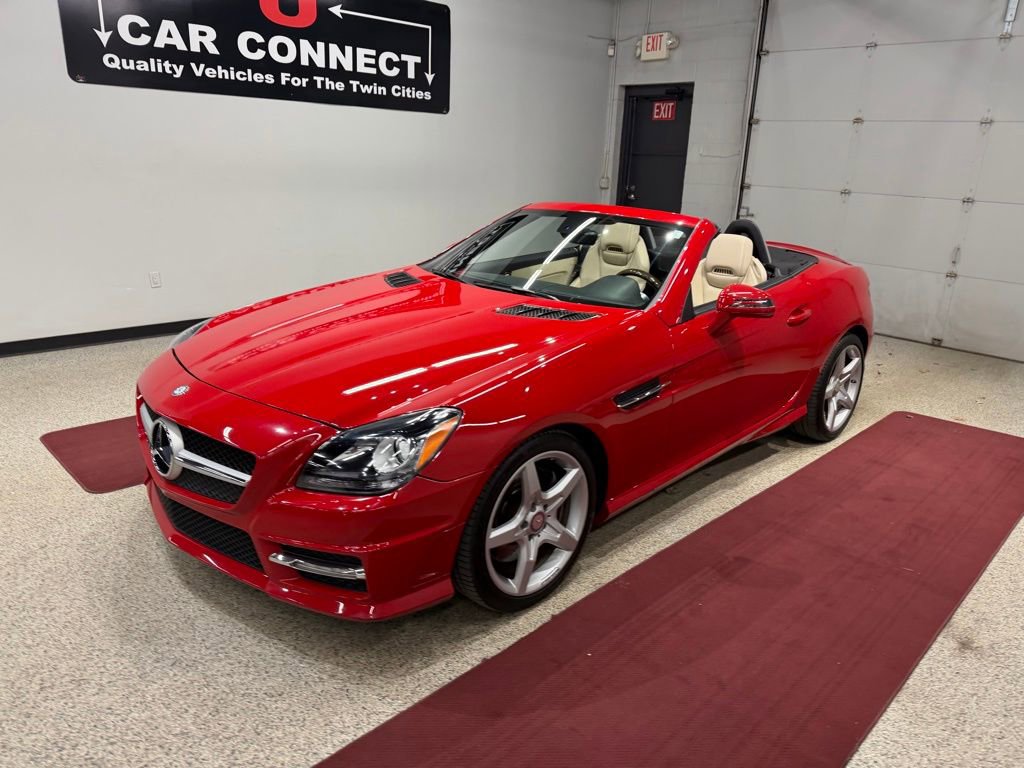 Used 2012 Mercedes-Benz SLK 250 image 3