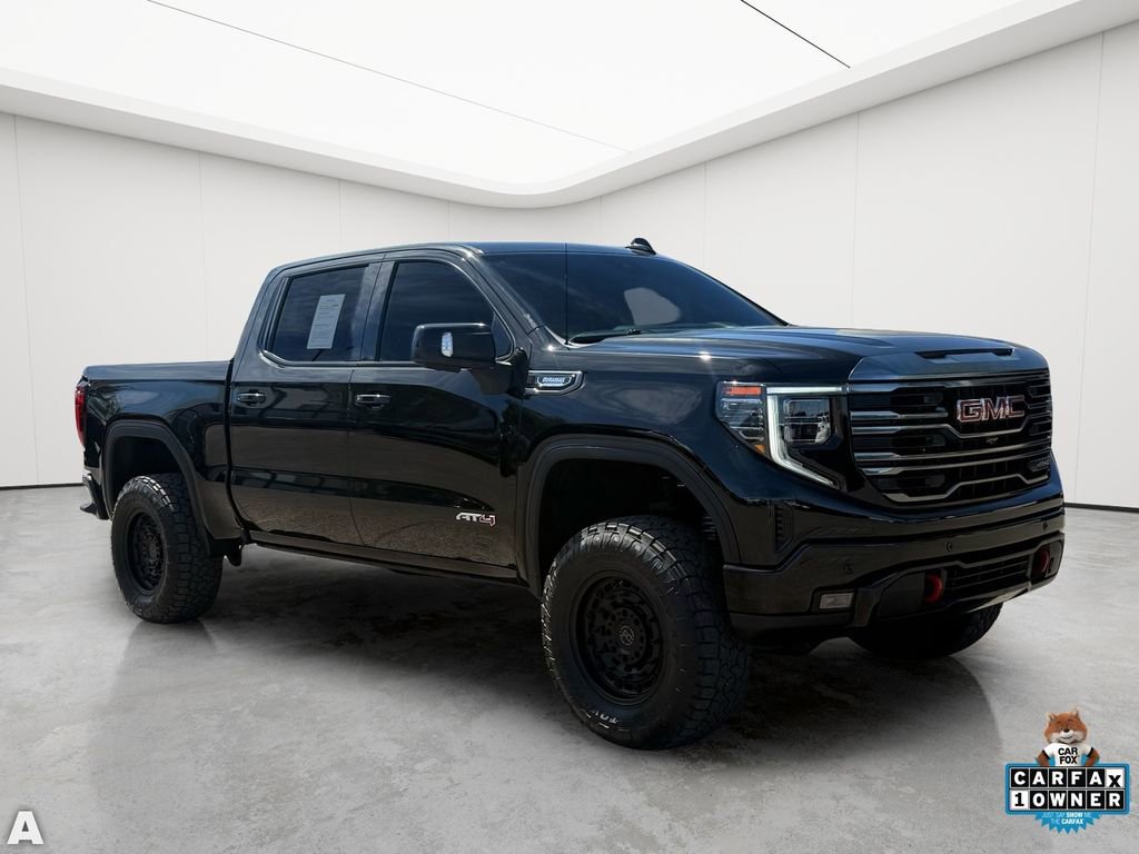 Used 2022 GMC Sierra 1500 AT4 w/ Technology Package image 9