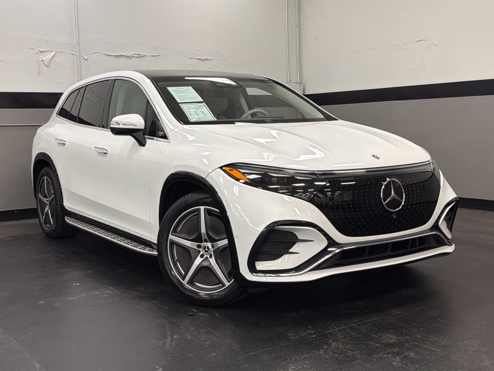Used 2023 Mercedes-Benz EQS 450+ SUV w/ AMG Line Exterior Package image 2