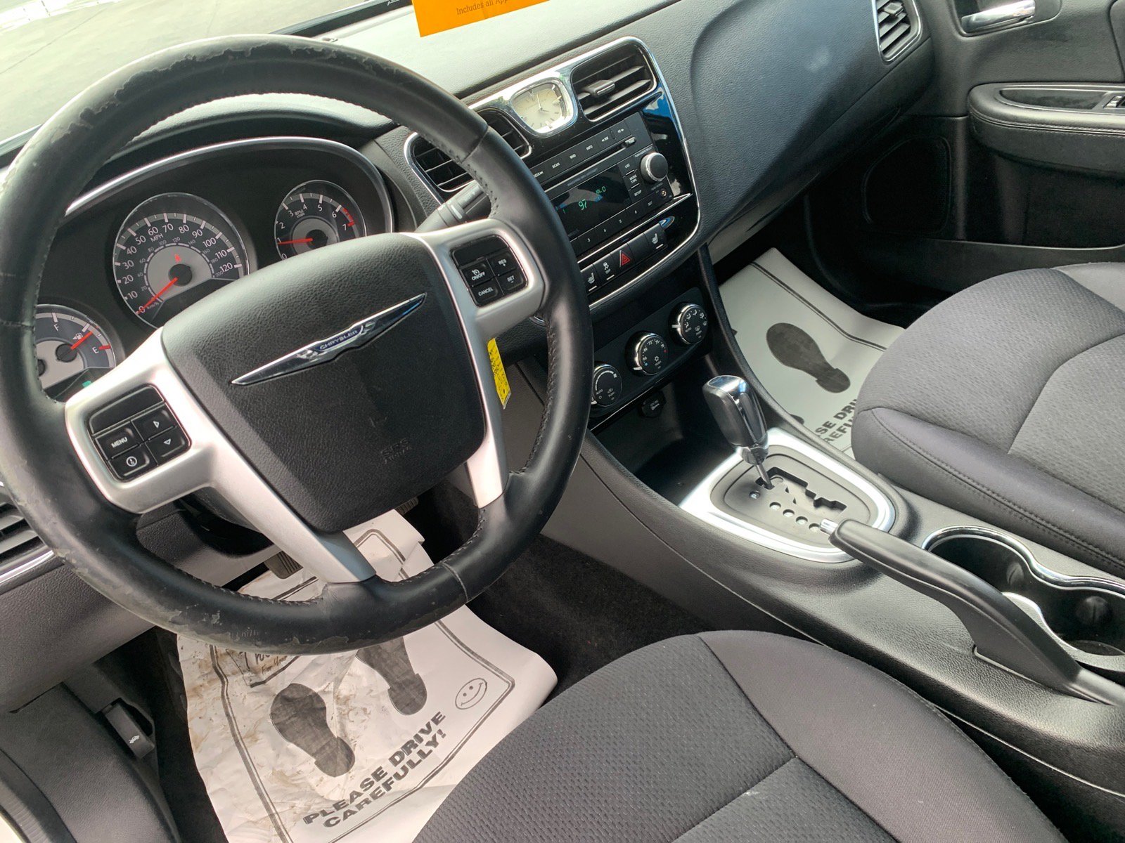 Used 2013 Chrysler 200 Limited FWD image 8