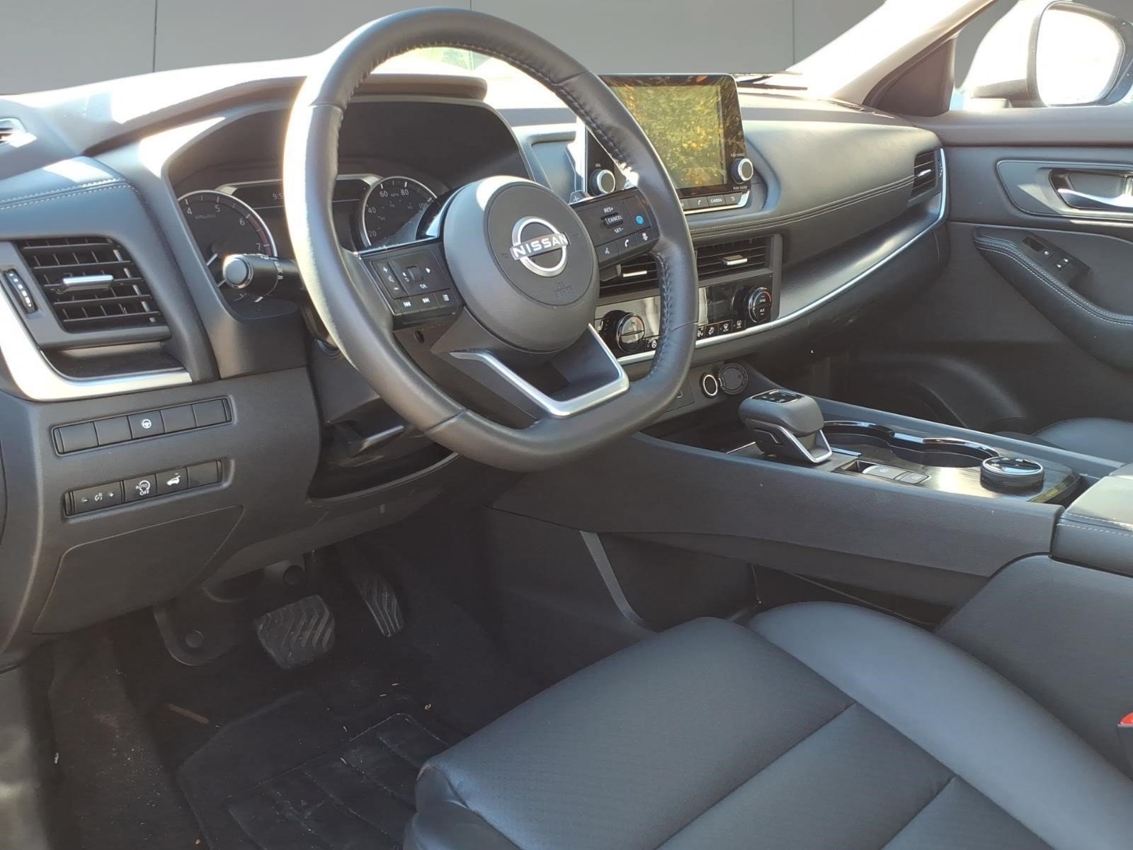 Used 2023 Nissan Rogue SV w/ SV Premium B Package AWD/4WD image 10