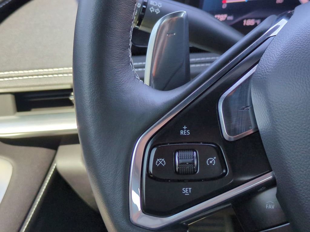 Used 2021 Chevrolet Corvette Stingray Preferred Cpe w/ Chrome Exterior Badge Package image 23