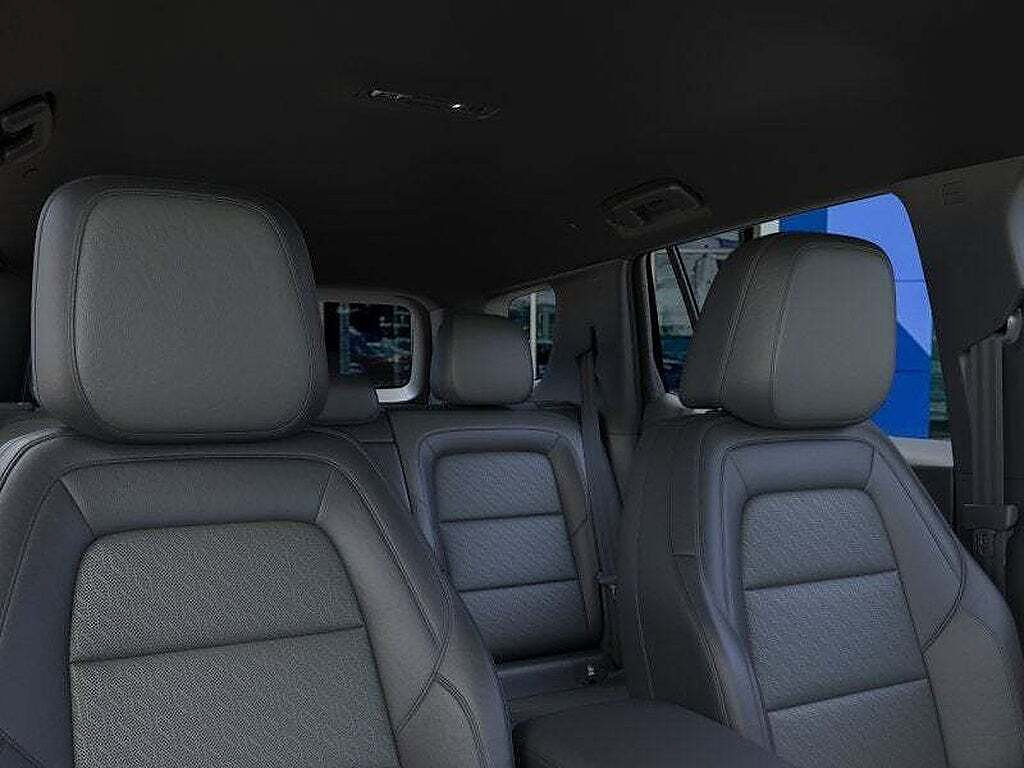 New 2026 Chevrolet Equinox LT w/ Convenience Package II FWD image 54