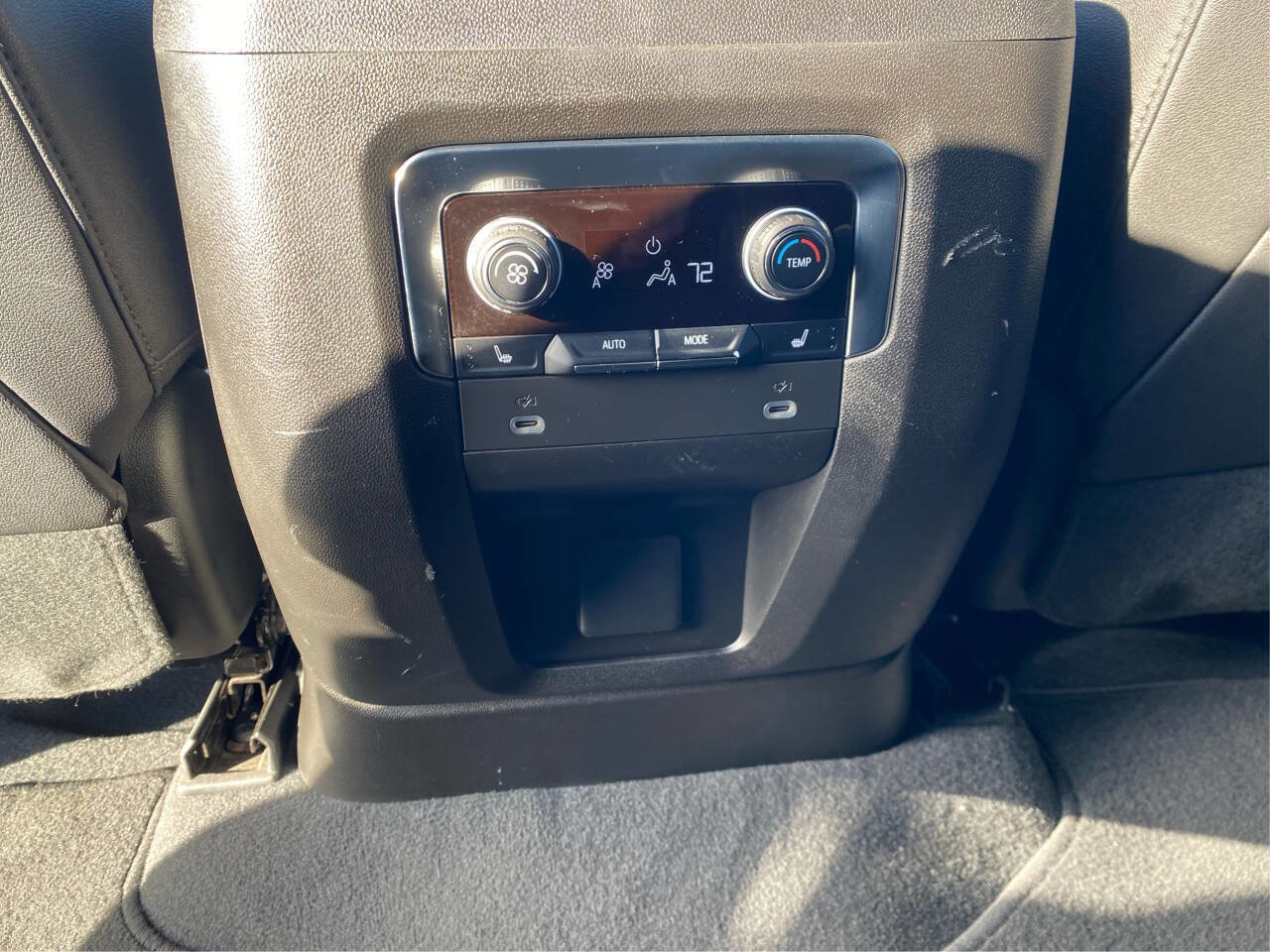 Used 2023 Chevrolet Tahoe Premier image 19