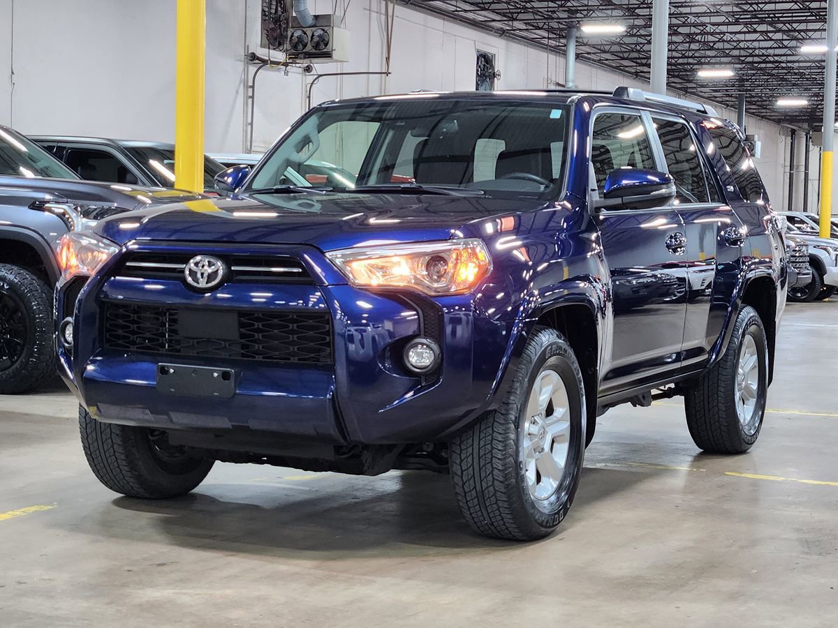 Used 2022 Toyota 4Runner SR5 Premium w/ Moonroof Package image 4