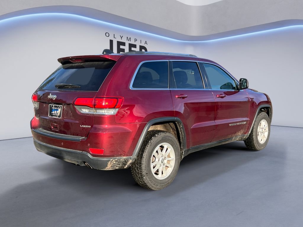 Used 2020 Jeep Grand Cherokee Laredo image 3