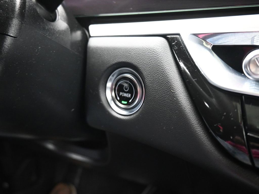 Used 2023 Cadillac Lyriq 2WD image 27