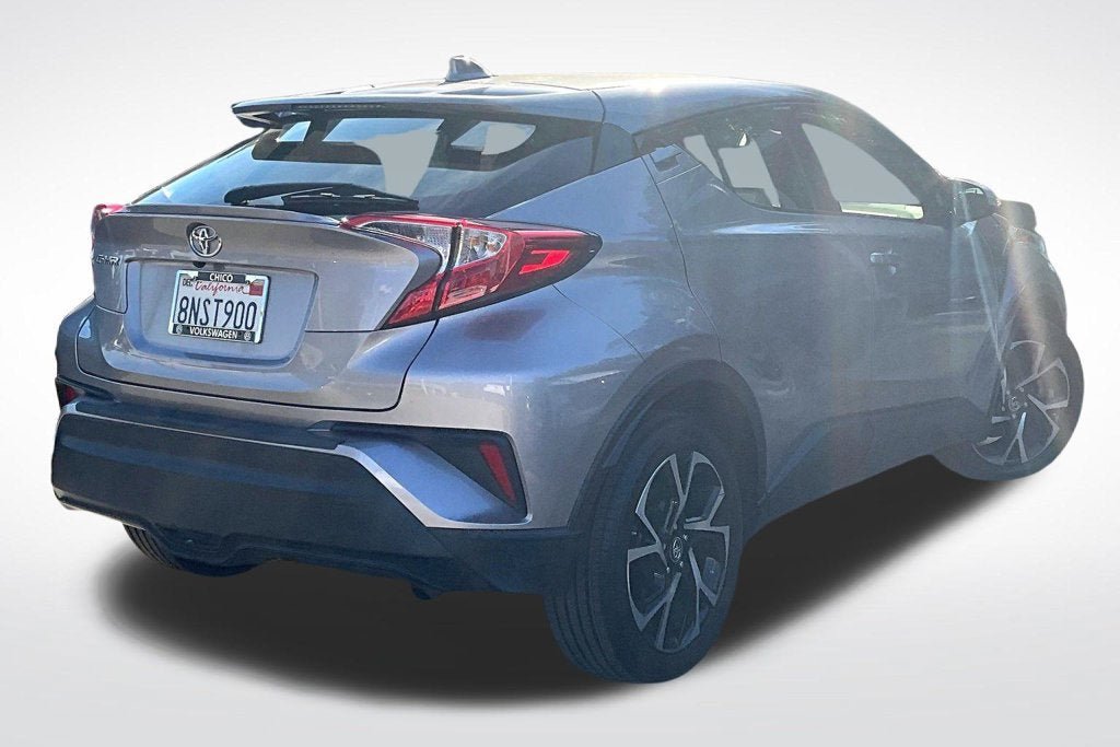 Used 2019 Toyota C-HR XLE FWD image 10