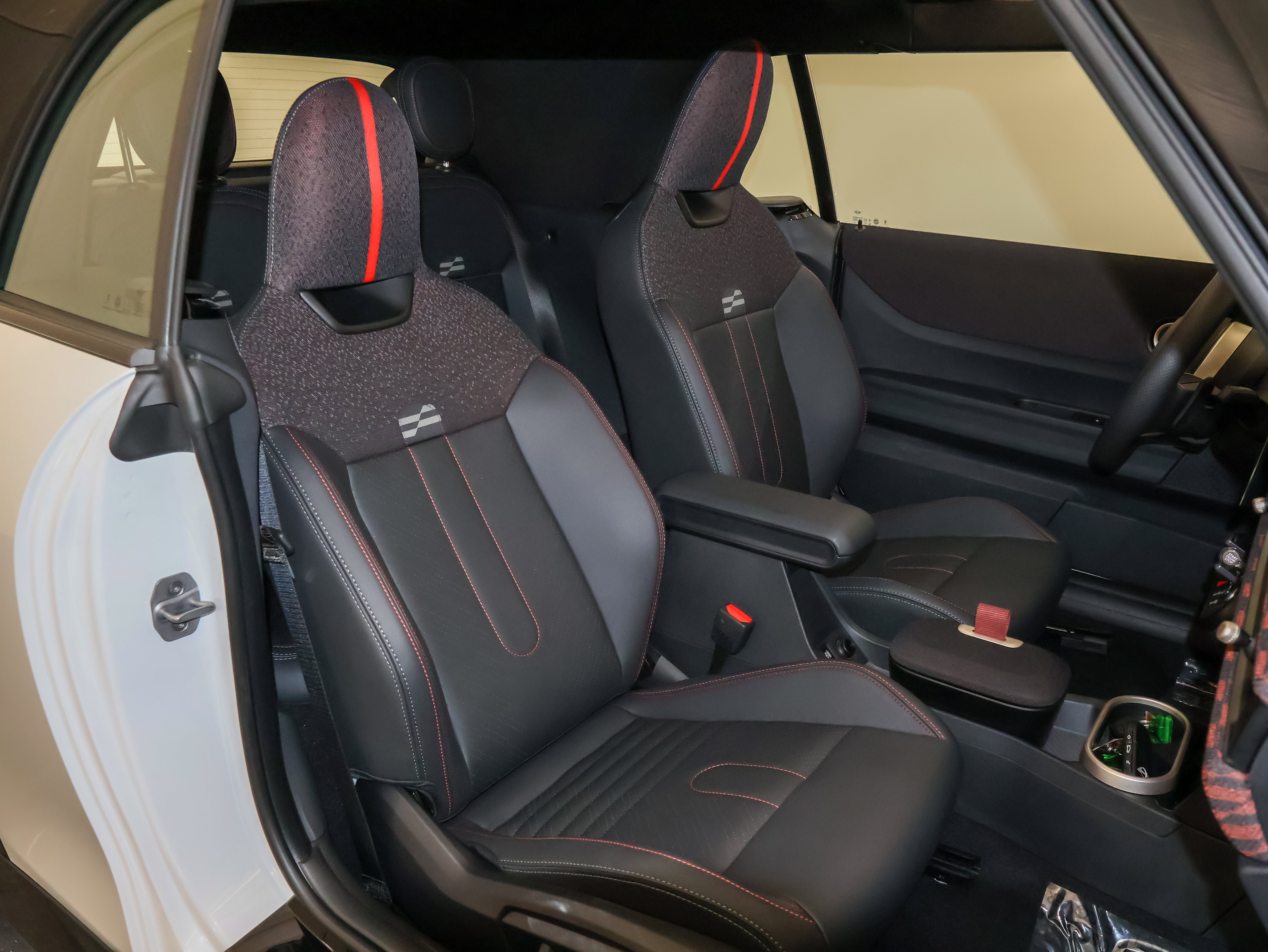 Used 2025 MINI Cooper John Cooper Works FWD image 44