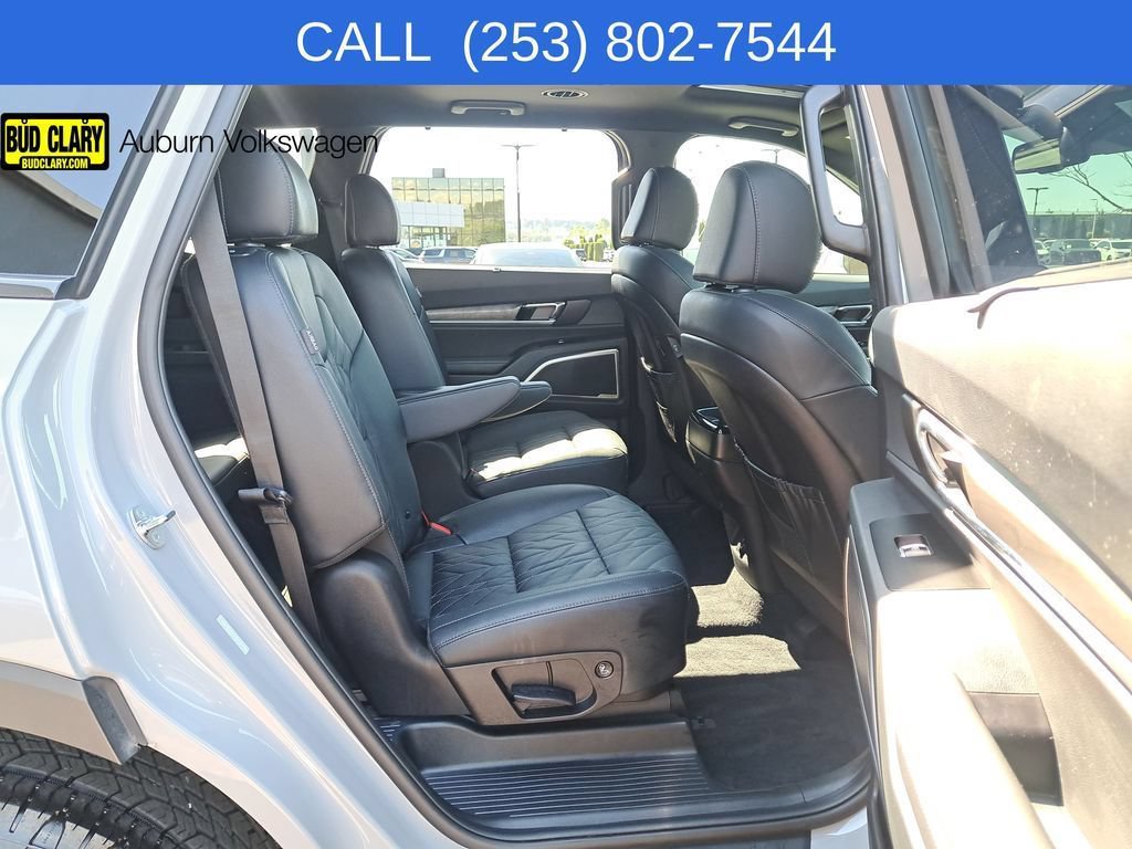 Used 2025 Kia Telluride AWD image 20