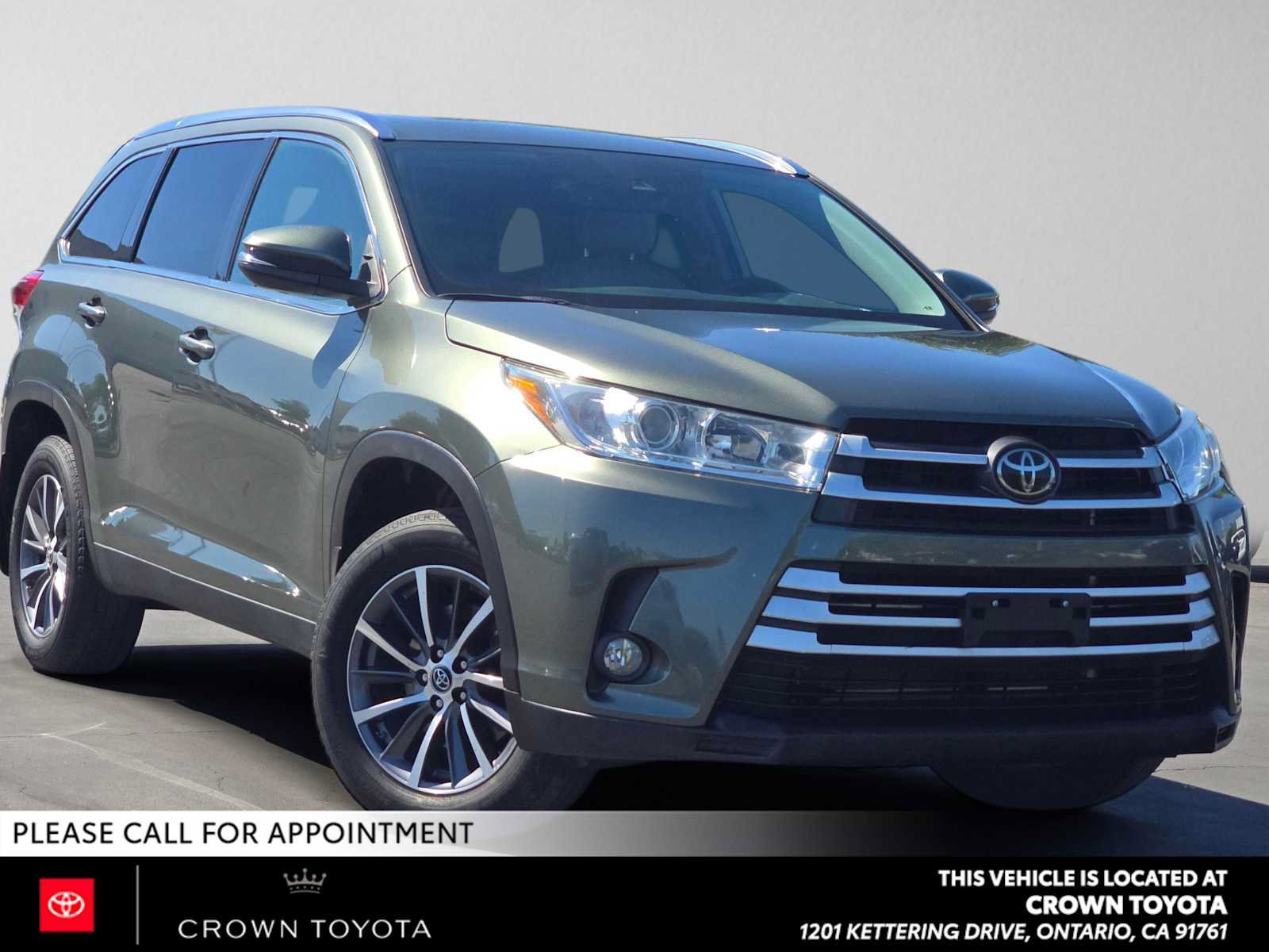 Certified 2019 Toyota Highlander XLE w/ Carpet Mat Package (TMS) AWD/4WD image 1