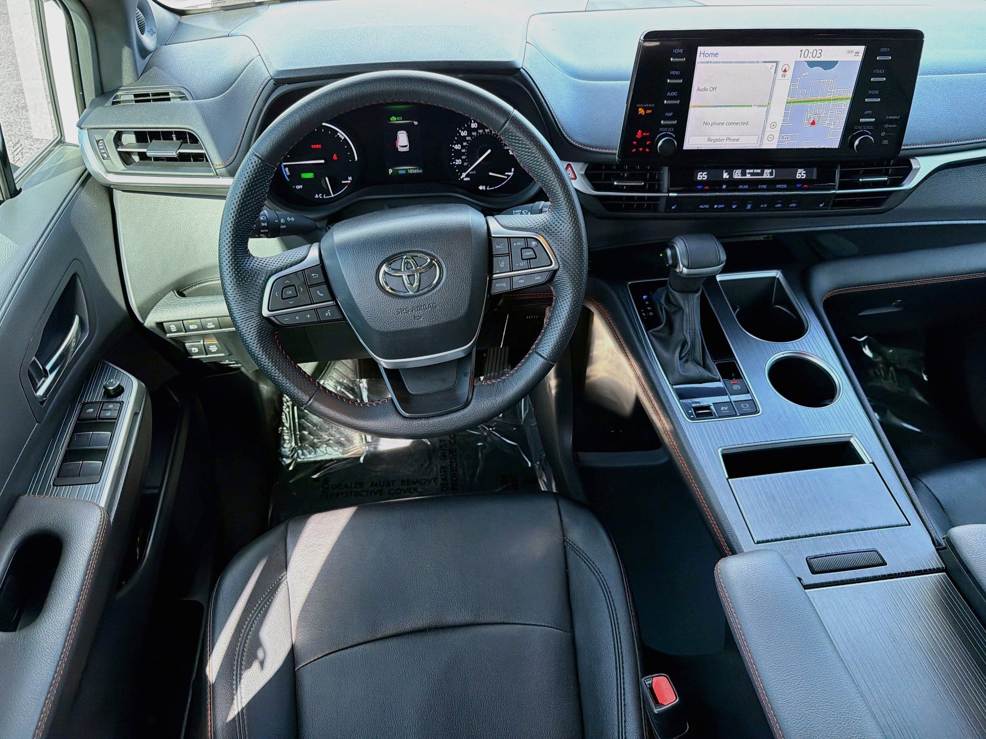 Used 2024 Toyota Sienna XSE w/ XSE Plus Package FWD image 17