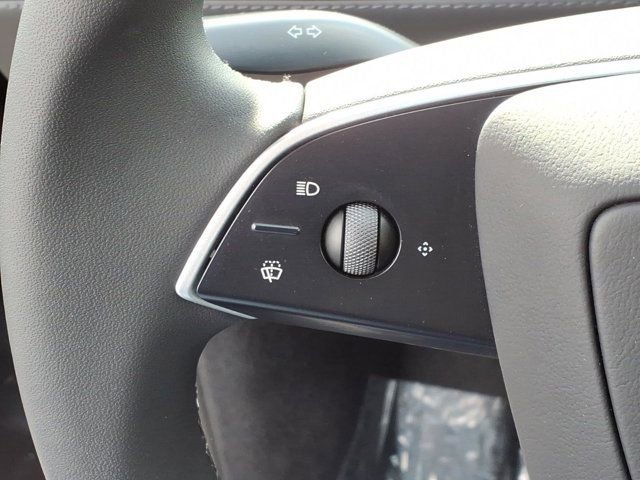 Used 2026 Tesla Model Y Long Range AWD/4WD image 9