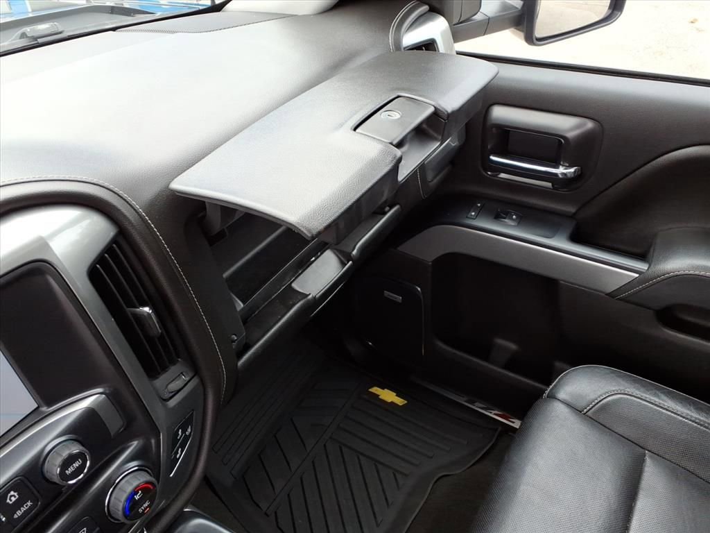 Used 2015 Chevrolet Silverado 2500 LTZ w/ Duramax Plus Package image 32