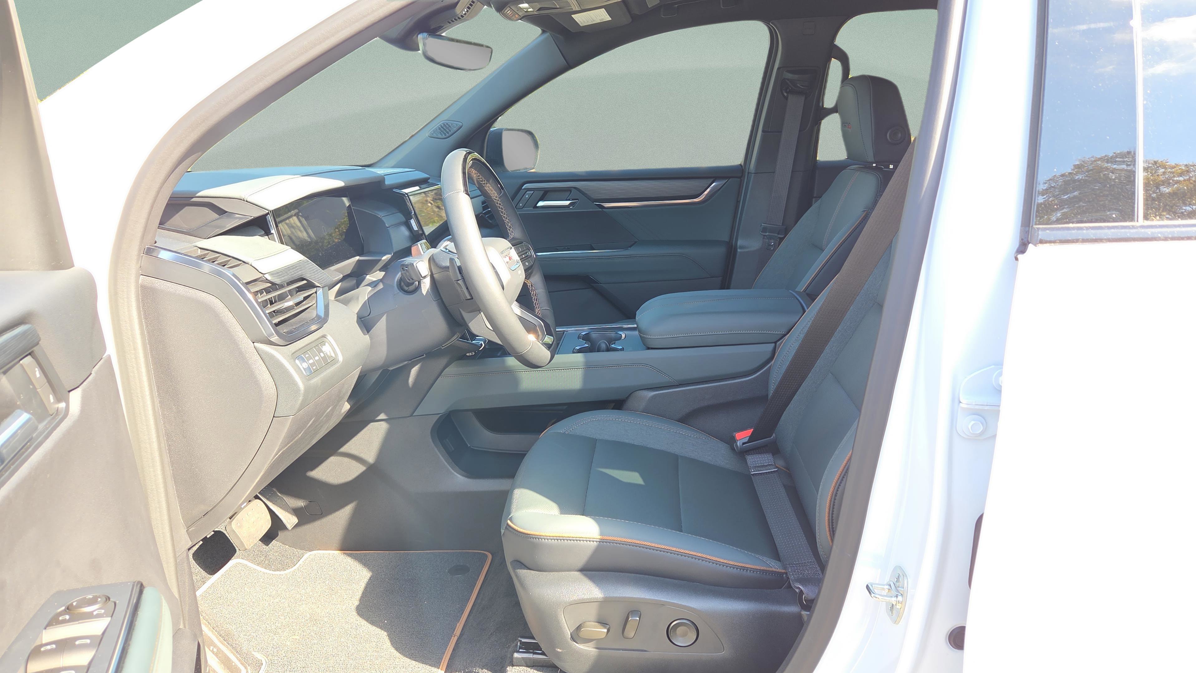 New 2026 GMC Acadia AT4 w/ Super Cruise Package AWD/4WD image 27