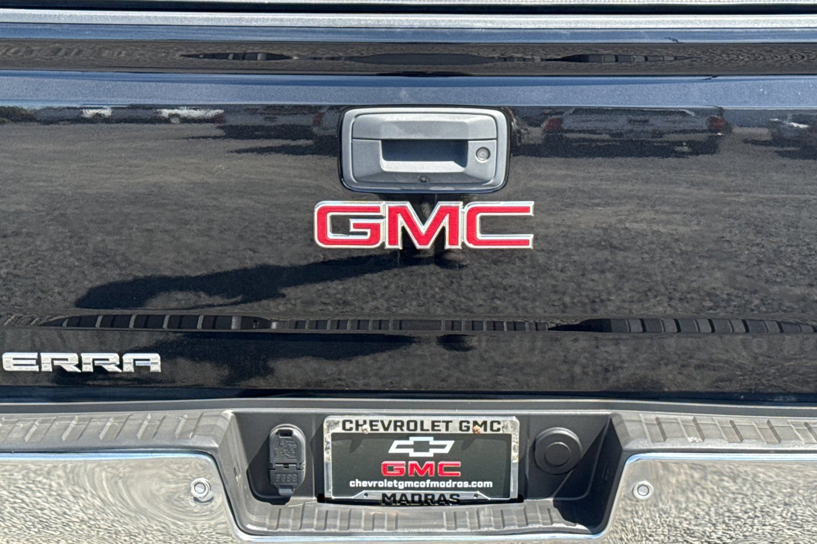 Used 2018 GMC Sierra 1500 SLT AWD/4WD image 46