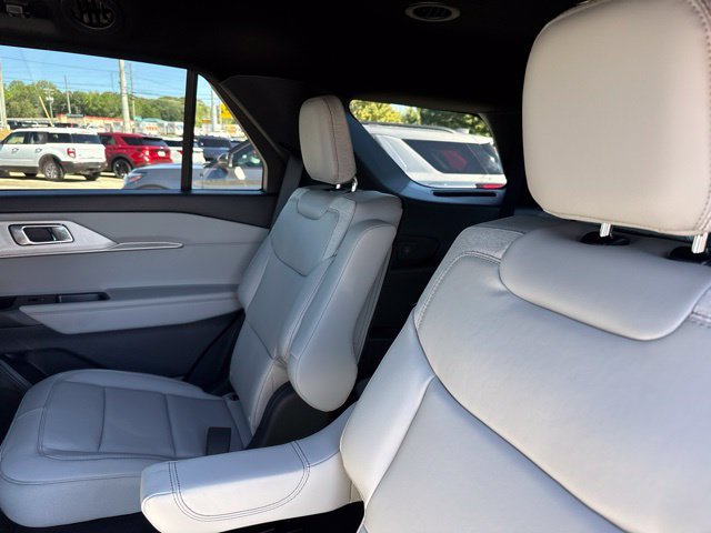 New 2027 Ford Explorer Active w/ Active Comfort Package RWD image 20
