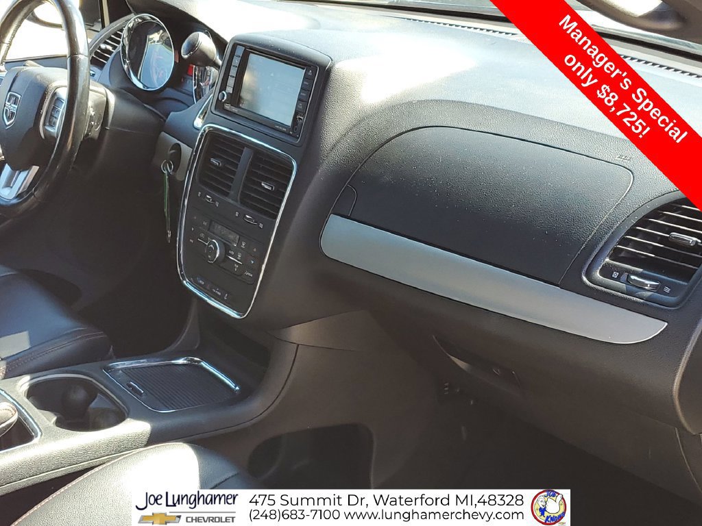Used 2016 Dodge Grand Caravan R/T FWD image 27