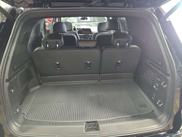 New 2026 Chevrolet Traverse RS w/ LPO, Floor Liner Package image 16