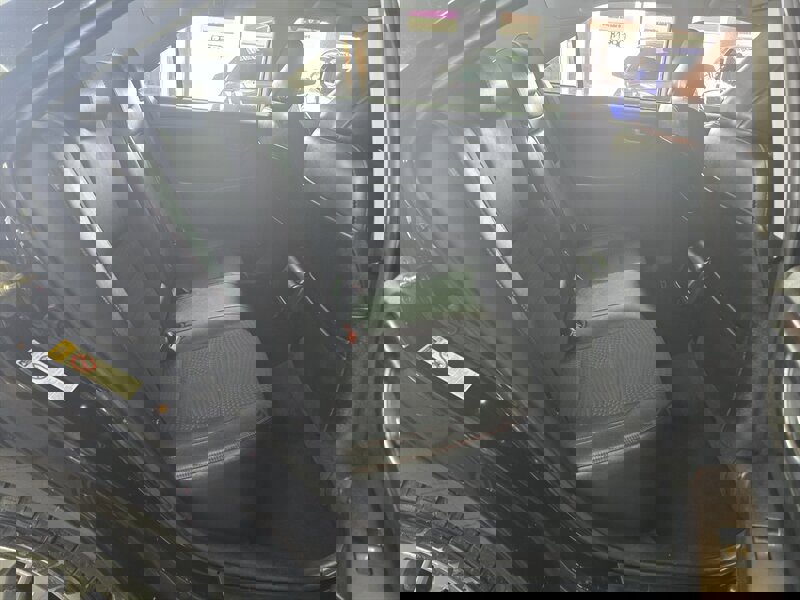 Used 2015 Toyota Camry SE image 16