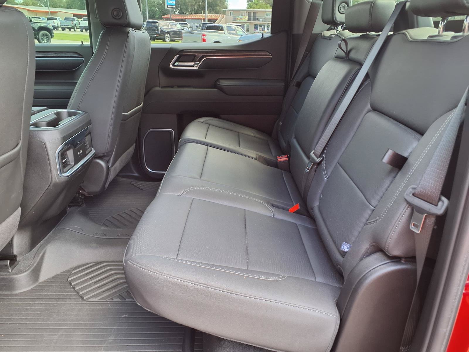 Certified 2025 Chevrolet Silverado 1500 LTZ AWD/4WD image 18