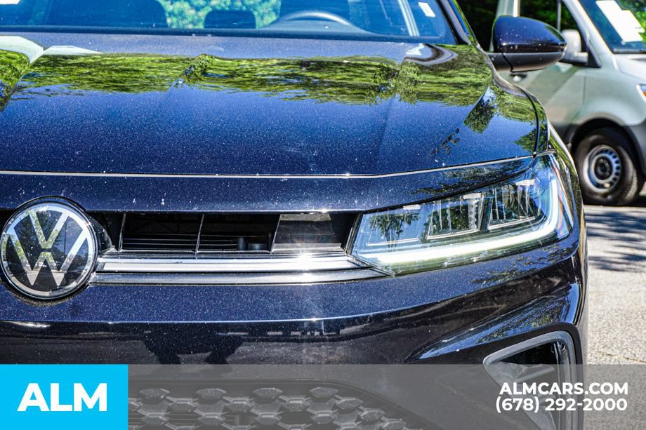 Used 2025 Volkswagen Jetta Sport FWD image 11