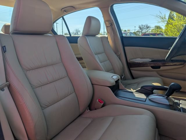 Used 2011 Honda Accord EX-L image 21