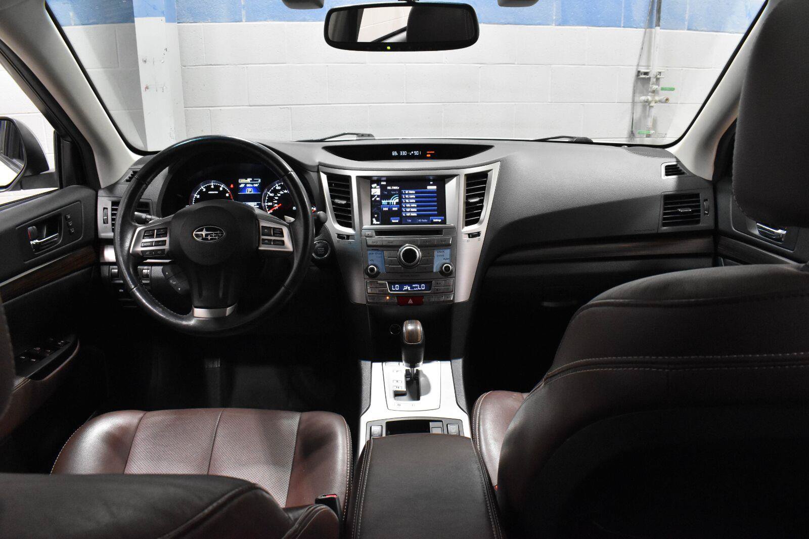 Used 2014 Subaru Outback 2.5i Limited AWD/4WD image 6