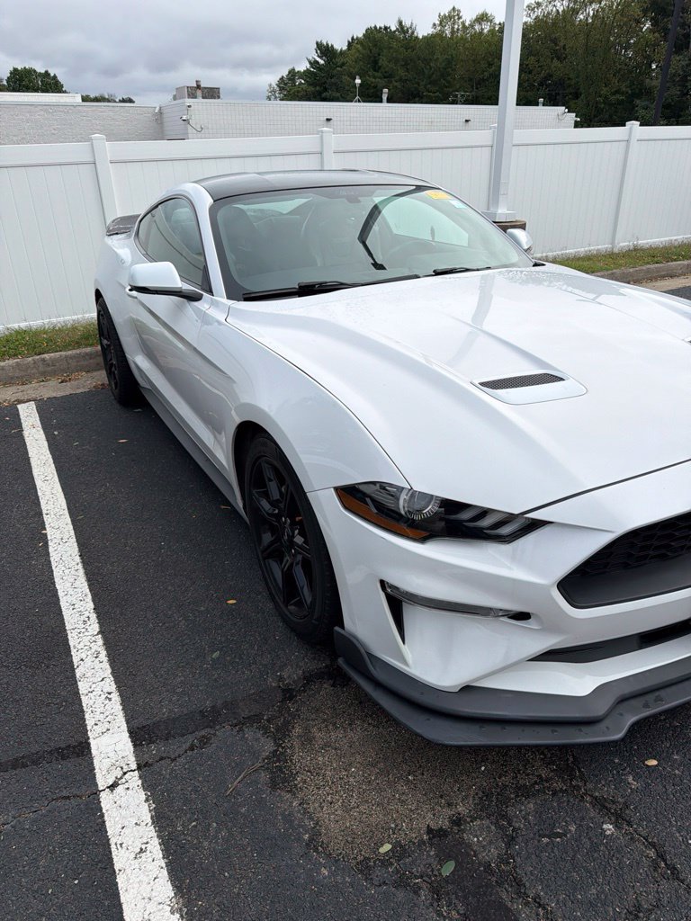 Used 2020 Ford Mustang Premium w/ Equipment Group 201A RWD image 3