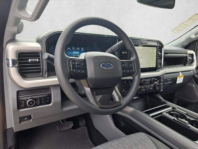 New 2026 Ford F250 XLT w/ XLT Premium Package image 3