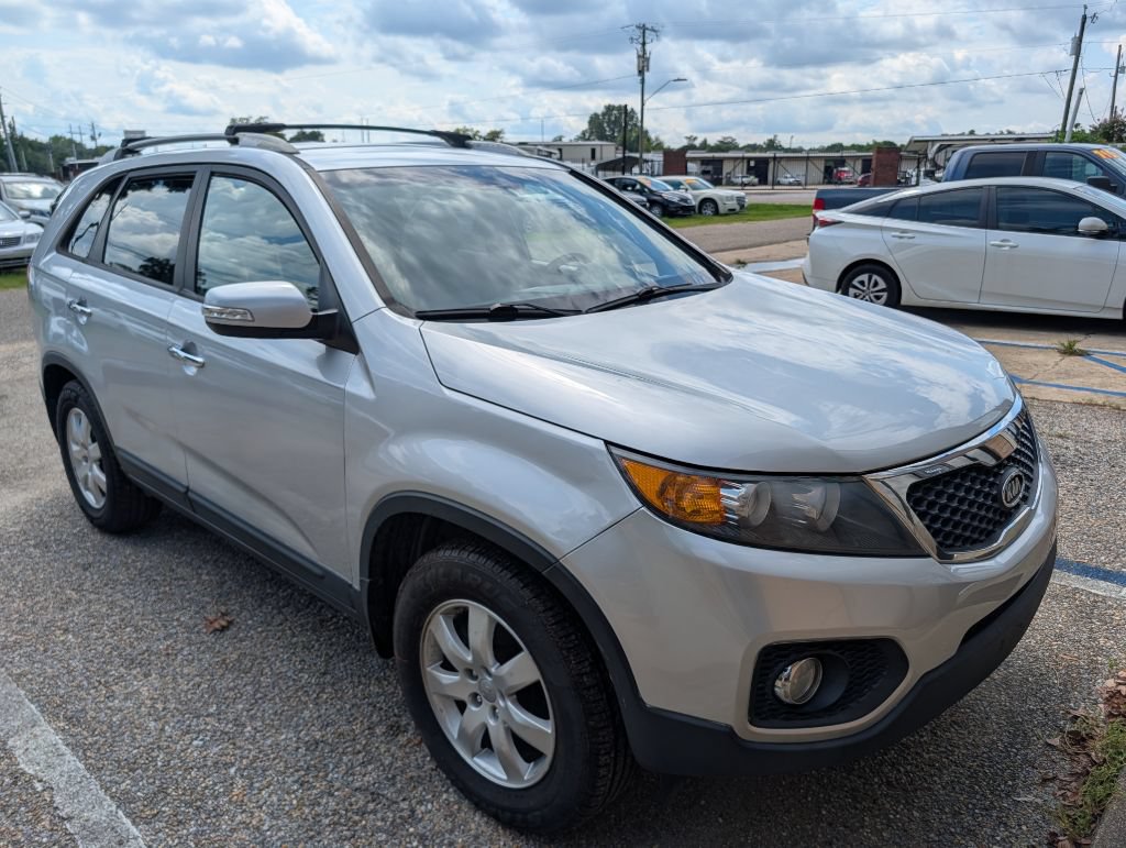 Used 2012 Kia Sorento LX w/ Convenience Pkg FWD image 1