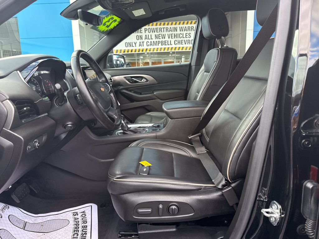 Used 2023 Chevrolet Traverse Premier AWD/4WD image 11