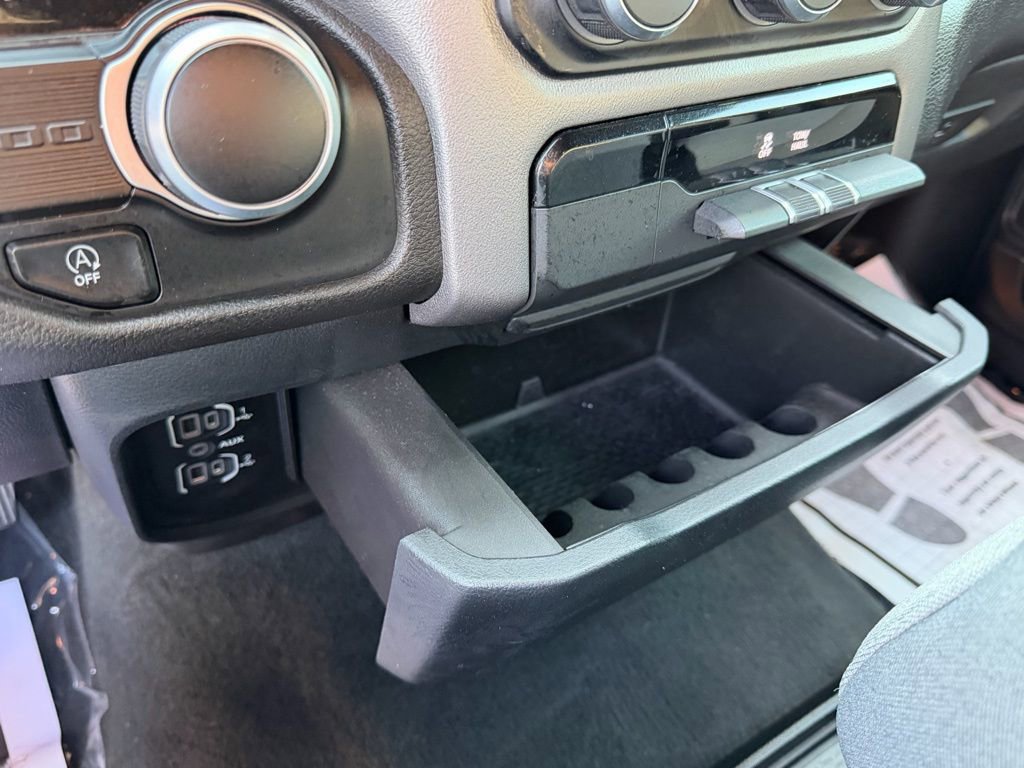 Used 2023 RAM 1500 Big Horn image 26
