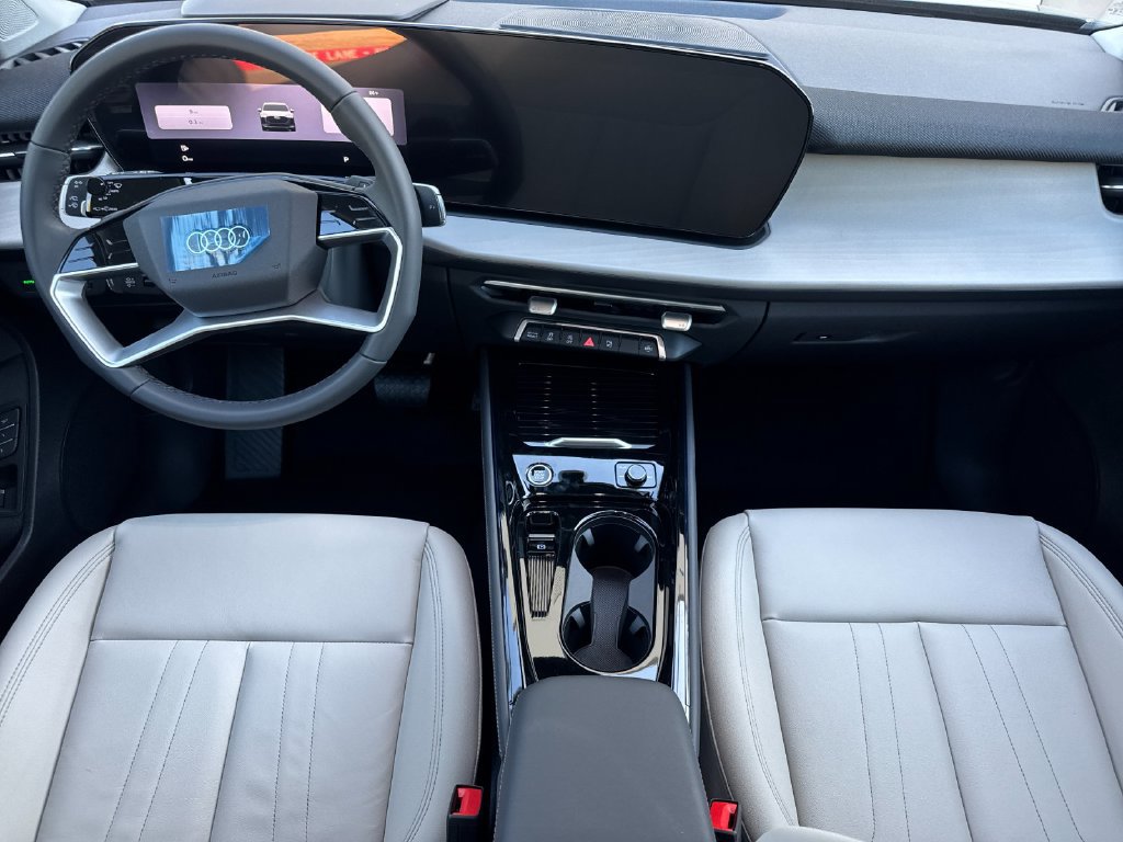 New 2026 Audi Q3 quattro 2.0T AWD/4WD image 14