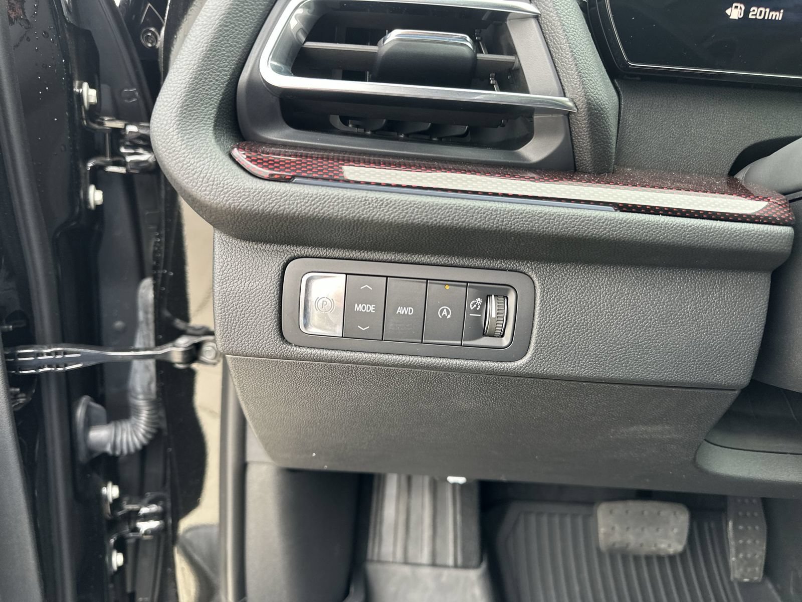 New 2026 Chevrolet Traverse Z71 w/ Enhanced Driving Package AWD/4WD image 18