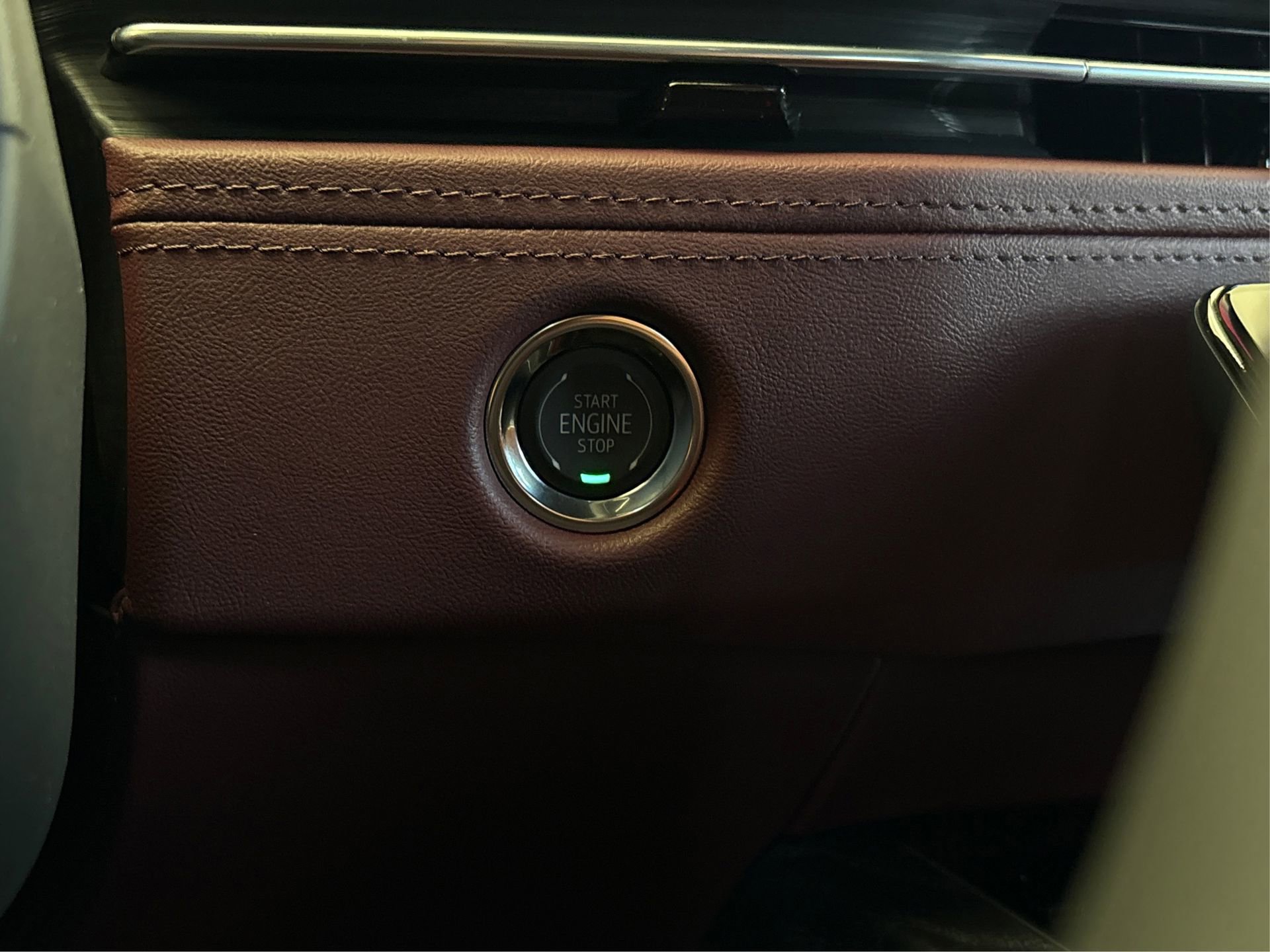 New 2026 Cadillac Escalade Luxury image 27