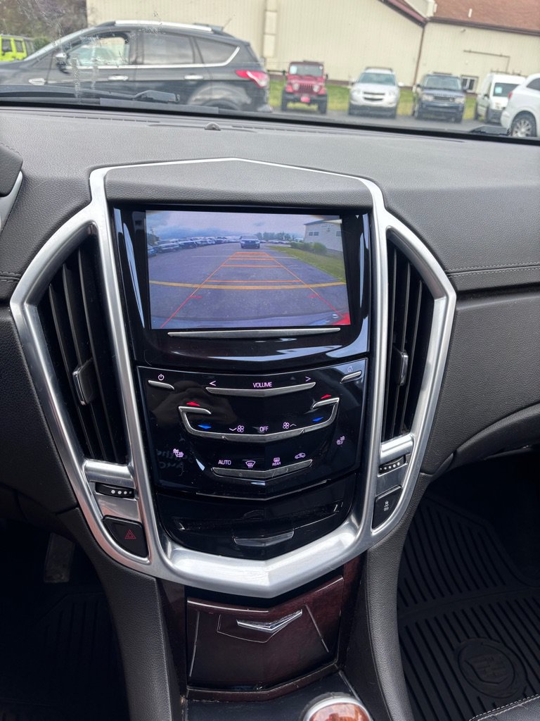 Used 2016 Cadillac SRX Luxury w/ Driver Awareness Package AWD/4WD image 19