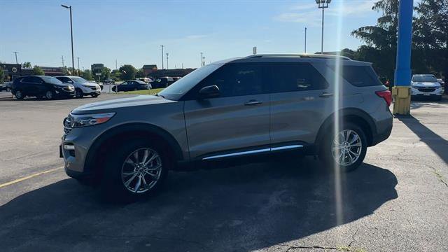 Used 2020 Ford Explorer Limited AWD/4WD image 4