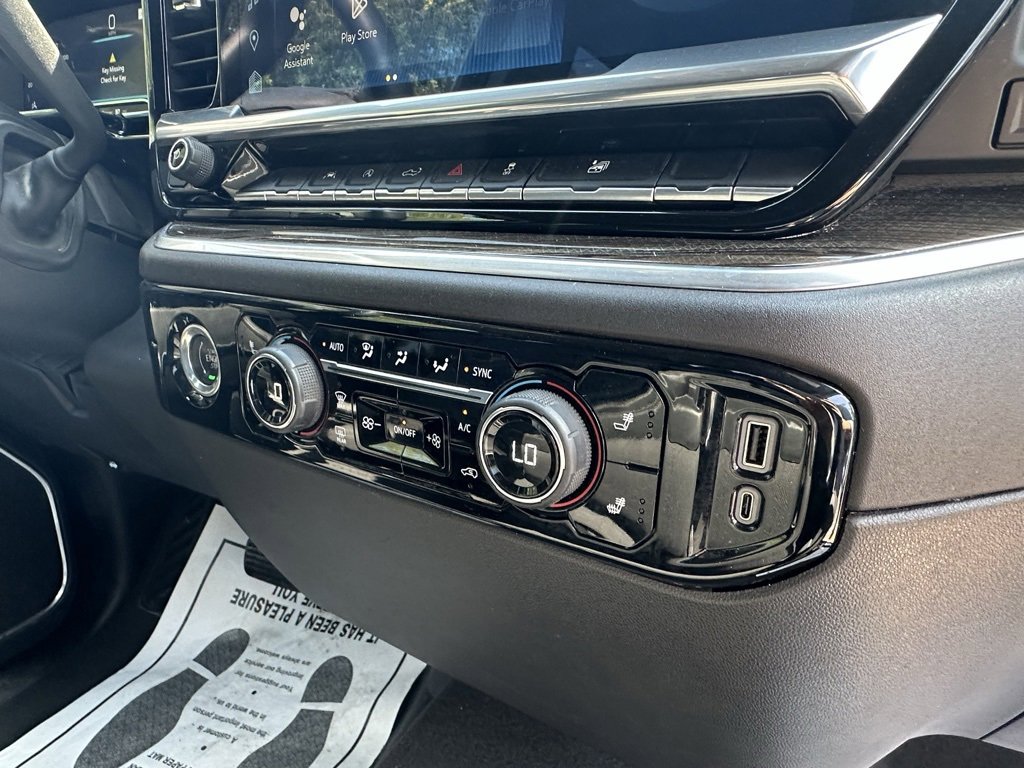 Used 2023 Chevrolet Silverado 1500 LT image 12