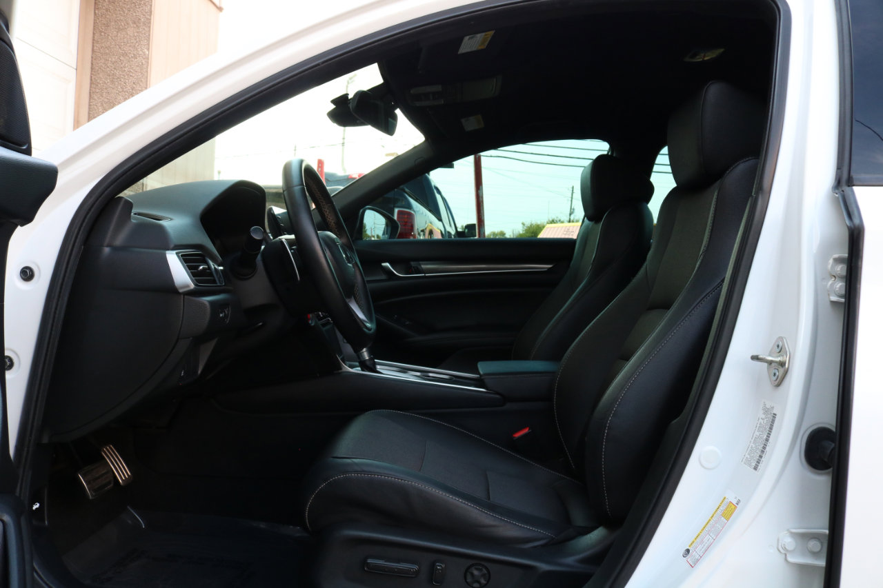 Used 2019 Honda Accord Sport image 11