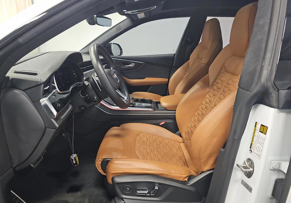 Used 2023 Audi RS Q8 w/ Black Optic Package AWD/4WD image 7