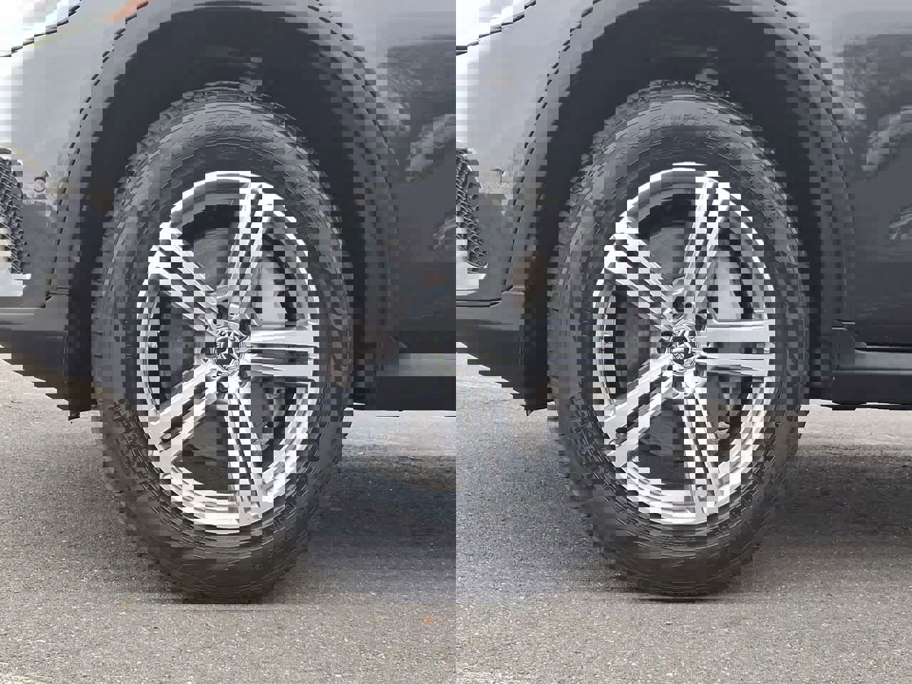 Used 2022 Mercedes-Benz GLC 300 4MATIC image 29